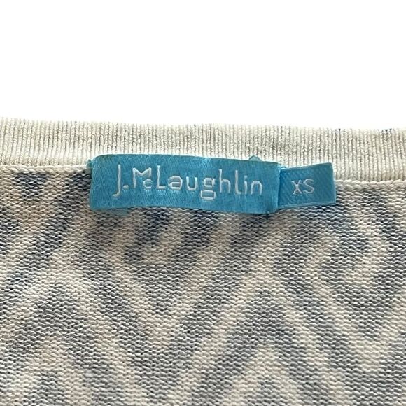 J. McLaughlin Blue and White Geometric Print Pullover Top size XS - Picture 3 of 8